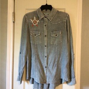 Nostalgia embroidered chambray top